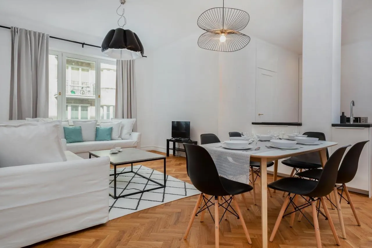 Hoza 35 By Homeprime Warsaw